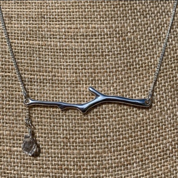 Brand New In Box Chloe + Isabel Silver Signature Branch Delicate Necklace RARE - Picture 8 of 10